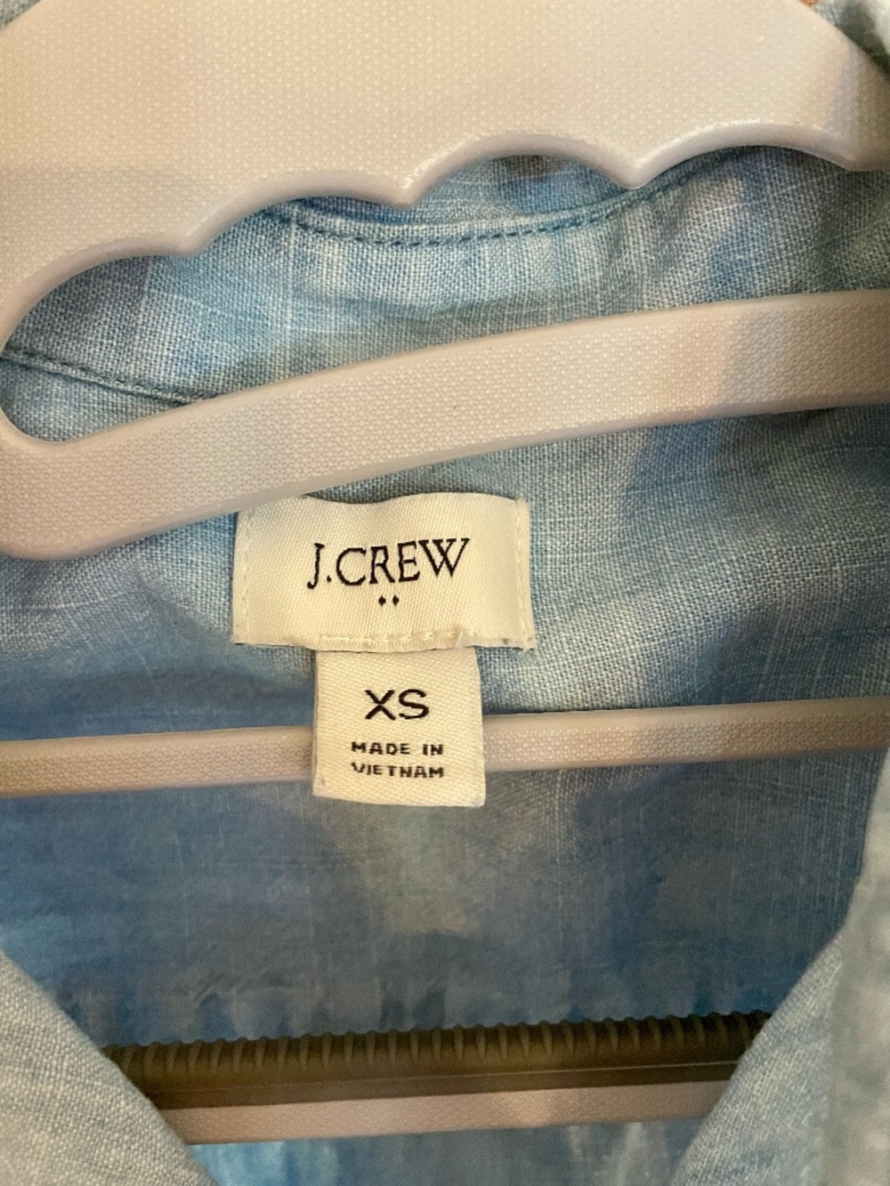 J. Crew Sleeveless chambray button-up shirt in signature fit, XS - Picture 3 of 5